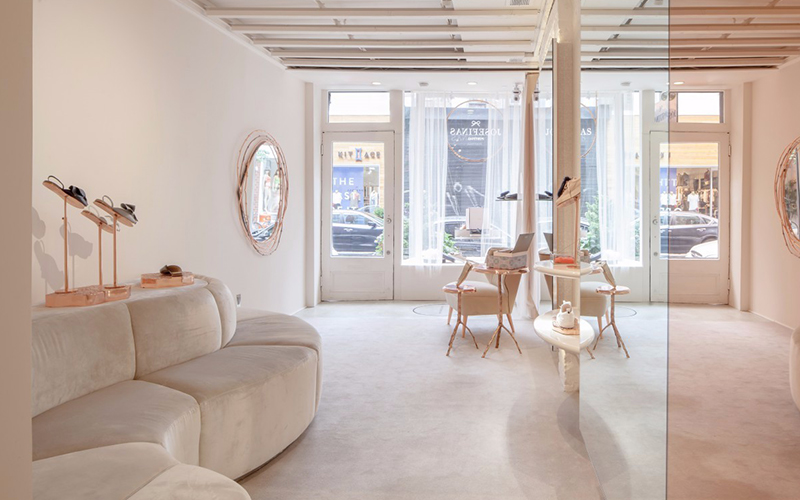 260平米服裝店設(shè)計裝修效果圖