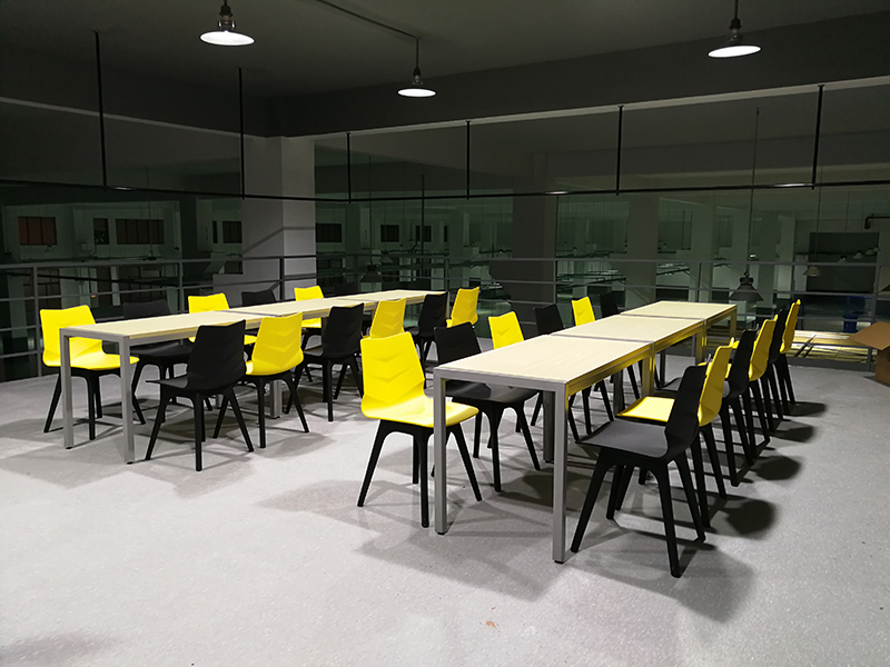 420平米新鄉(xiāng)工廠辦公室裝修設計效果圖